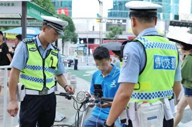 飙车？电动车逆行？抓！佛山交警重点整治这些交通违法！