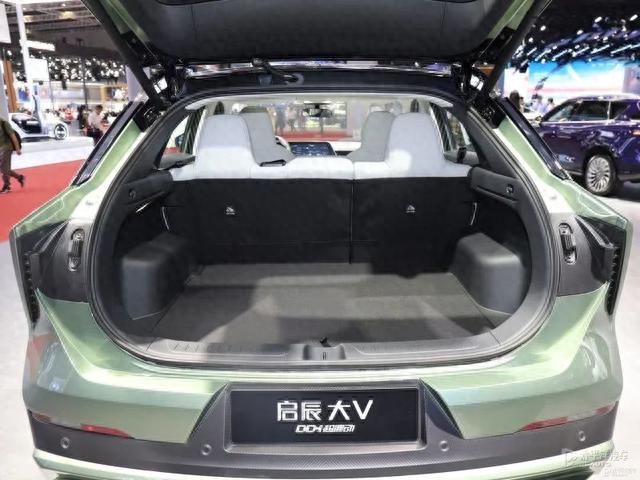 不到12万买合资插混SUV，亏电油耗仅4.3L！启辰大V DD-i上市了