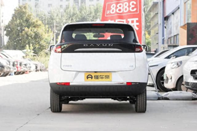 大运悦虎，电动机总功率35kW，售价7.58万