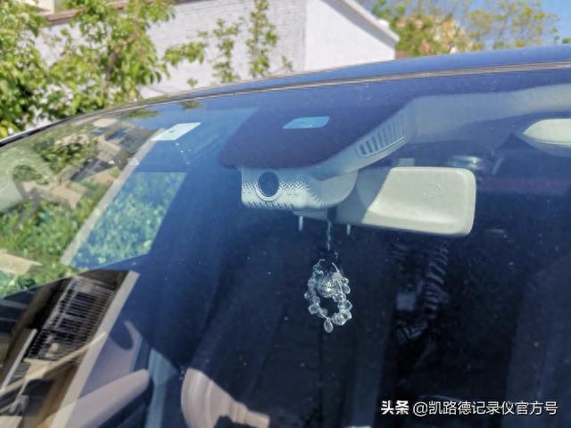 20款奔驰GLC专用行车记录仪，1600P超高清，免接线安装更简单美观