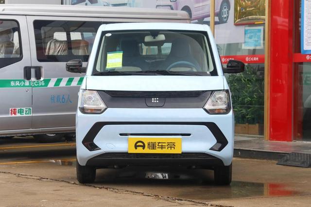 东风小康风光MINIEV，电动机总功率30kW ，售价4.96万