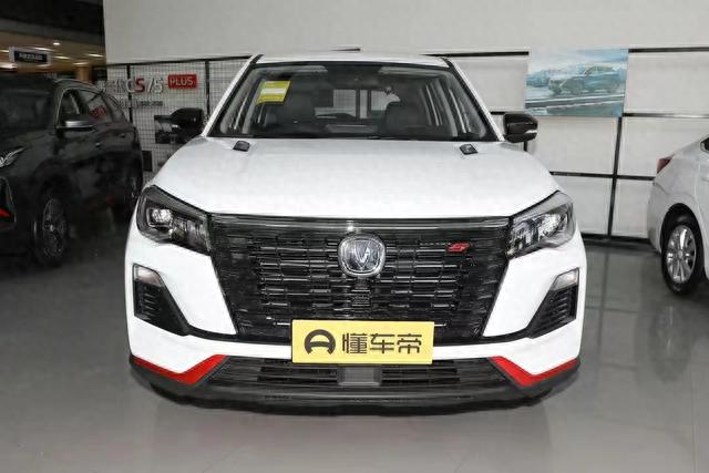 长安CS75，外观动感，搭载1.5T+6挡手动，5门5座SUV