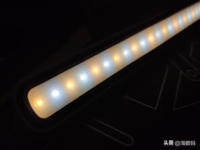 ￥19块9显示器LED挂灯：3色温触控锂电磁吸还能当手电晒单简评