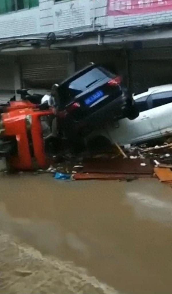 新一轮强降雨来袭！川东北迎大暴雨，南充营山3000余人紧急转移