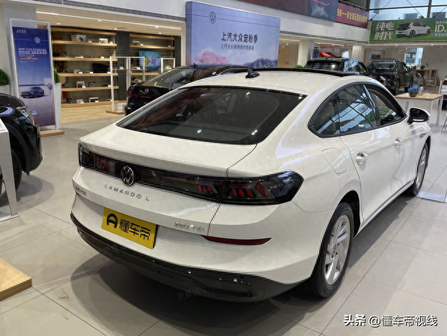 新车｜换新1.4T发动机 新款大众凌渡L到店实拍 现款售15.09万元起