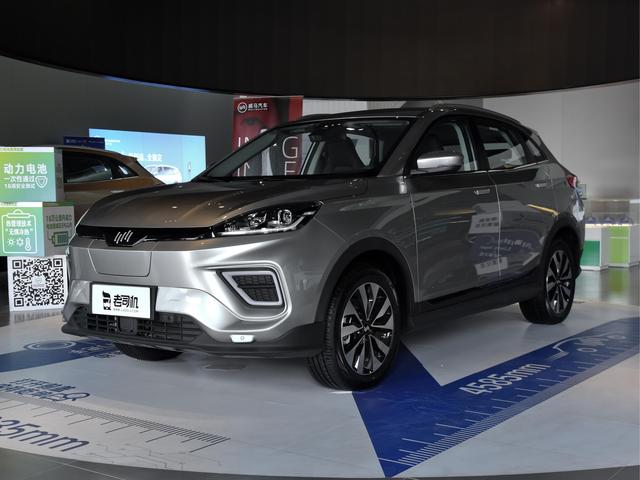 15万左右的新能源车，续航520km，实拍威马EX5