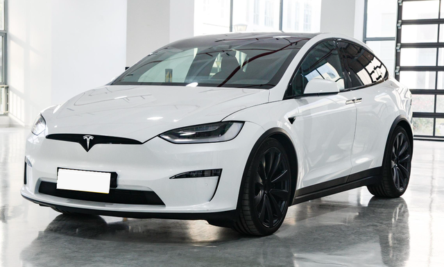 全新特斯拉来了！三电机达1020马力，续航如何？解析Model X