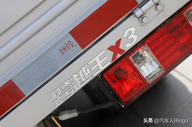 都是大厂卡车，东风小康D71与长安跨越王X3谁更好？