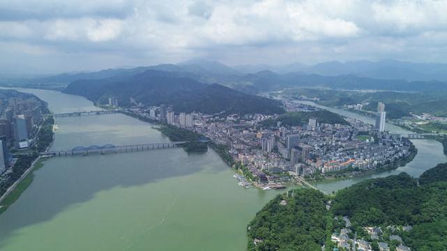 从钱江源头到东海潮头，一条大江铺展文明长卷