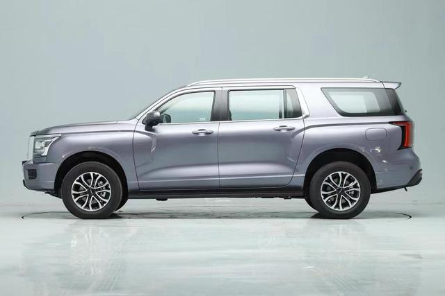 售价12.28万元起，新一代哈弗H5上市，定位大型SUV，可选柴油动力