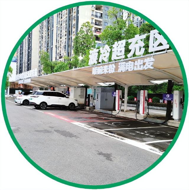 广西首座全液冷新能源汽车超充站在桂林启用！超级快充有啥不一样？