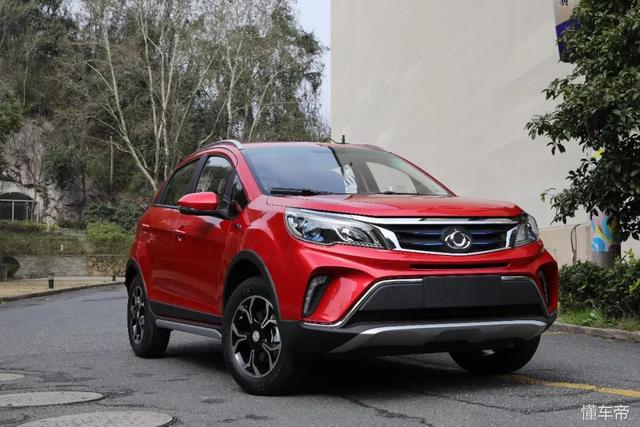 7-10万！吉利全球鹰纯电动SUV—EX3会成为新黑马吗？