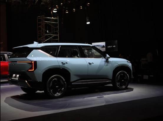 这才是15万级最强家用纯电SUV？深度解读起亚全新EV5