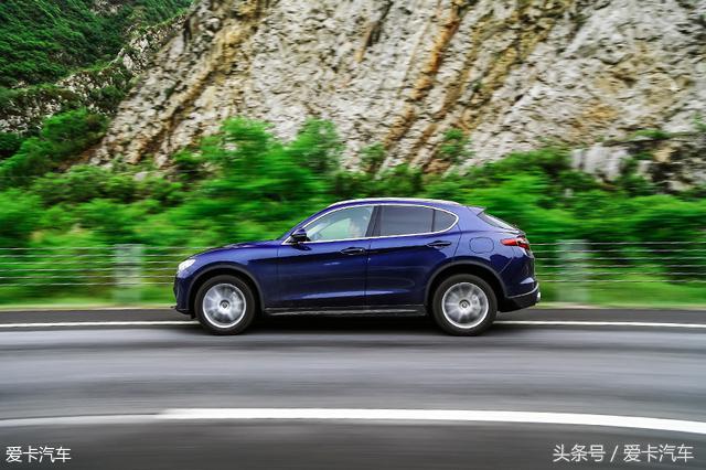 古老家族新豪门，测阿尔法罗密欧Stelvio！