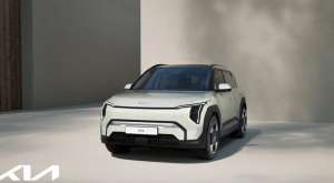 起亚汽车秀儿(起亚发布全新小型纯电SUV——EV3，纯电续航约600公里)