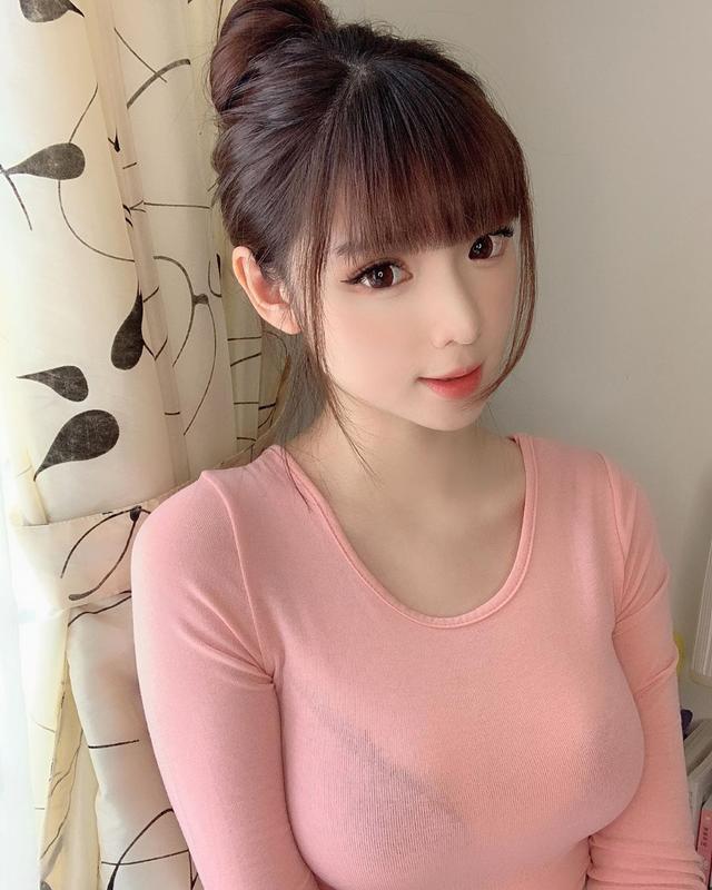 马来西亚极品童颜美女Amy香儿个人高清性感写真集