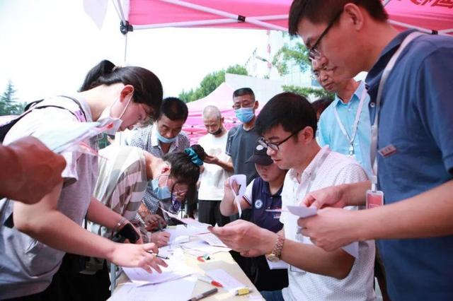 职教高考来了！生源爆满 潍坊各中职学校迎新生入学高潮