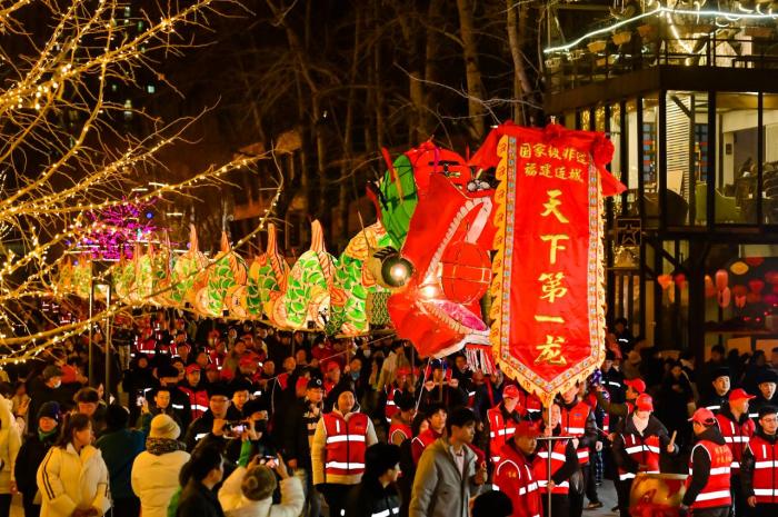 美轮美奂！“姑田游大龙”点亮蛇年元宵夜