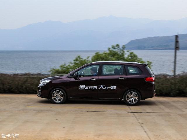 爱卡试驾海马V70六座1.5T AT版