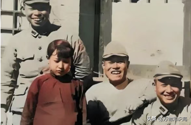 1940年，日军禁止公开的照片，一名慰安妇女孩表情呆滞，命运难测