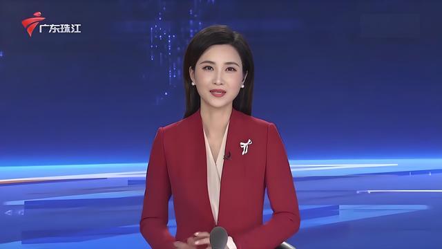 36岁珠江台美女林彬：气质不输年轻时的徐洁，早已结婚生女很幸福